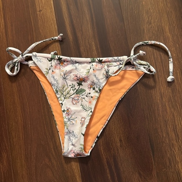 ZAFUL Adjustable Tie Side Floral Bikini Bottom size 6 - Picture 1 of 4